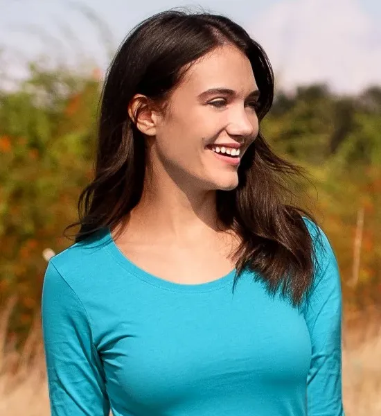 Dames T-shirt met lange mouwen - Diepere ronde halslijn